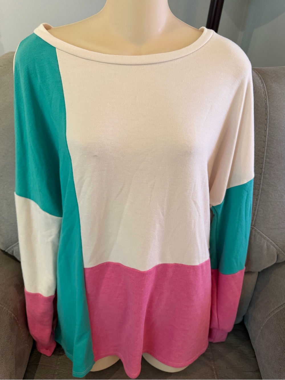 Colorblock Boatneck Sweatshirt in Cream, Teal & Pink